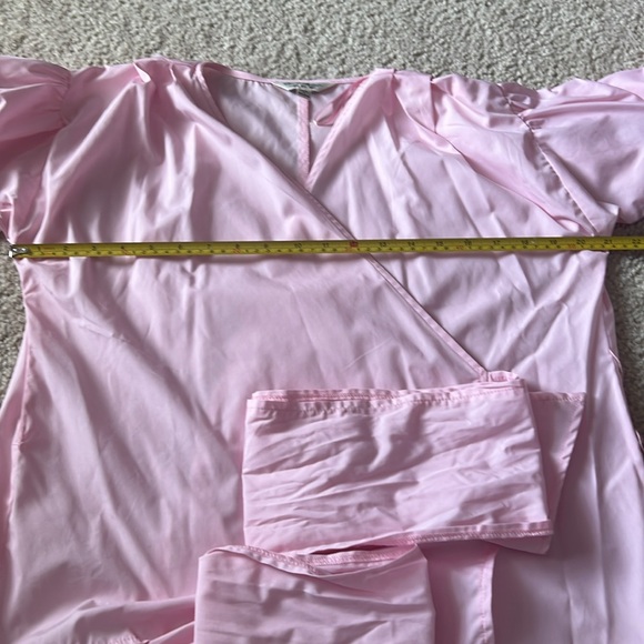 🌸Miss Selfridge🌸 wrap around shirt with puff sleeves🌸 - Picture 11 of 12